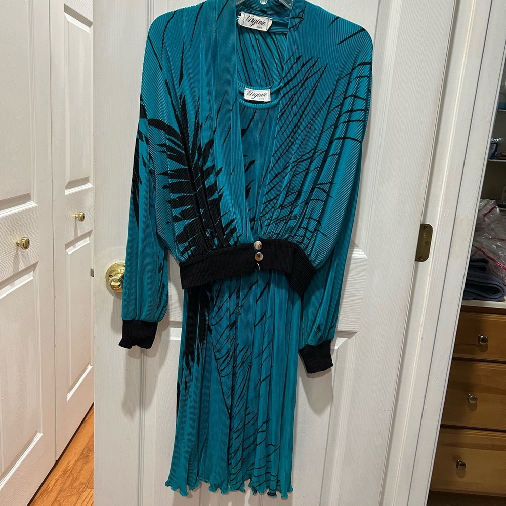 Vintage Teal and Black Dress
